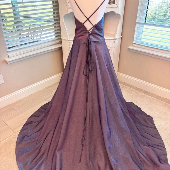 NEW Purple Iridescent Long Prom Dress NWOT Size XL/16 - Picture 9 of 14